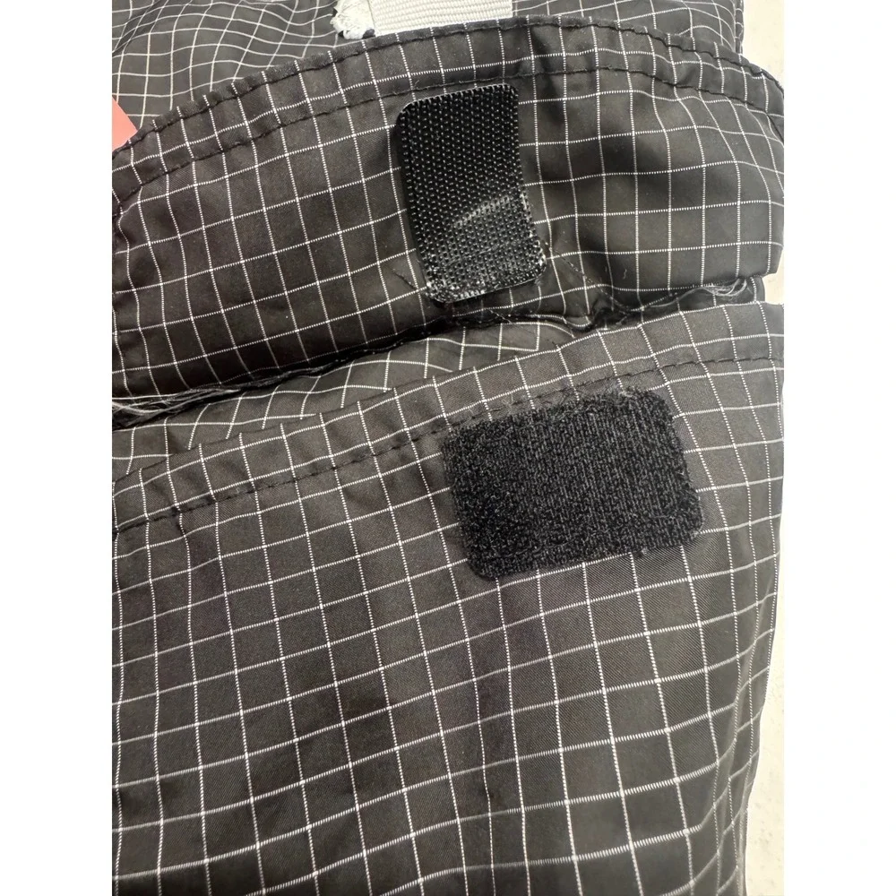 Nike Youth Cargo Joggers Black Grid Pattern Mixed Media Sweatpants Large. NWOT.
